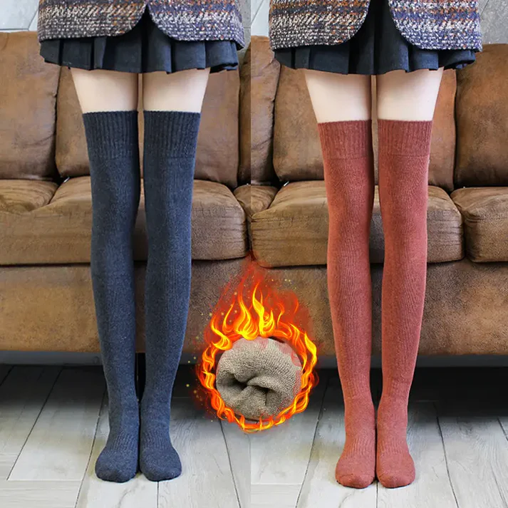 🧦Thickened Over-the-Knee Socks– The Perfect Blend of Warmth and Style（）